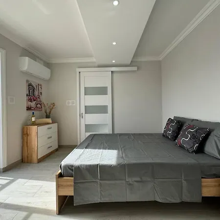 New And Modern Two Bedroom With Sea View * Marsaskala